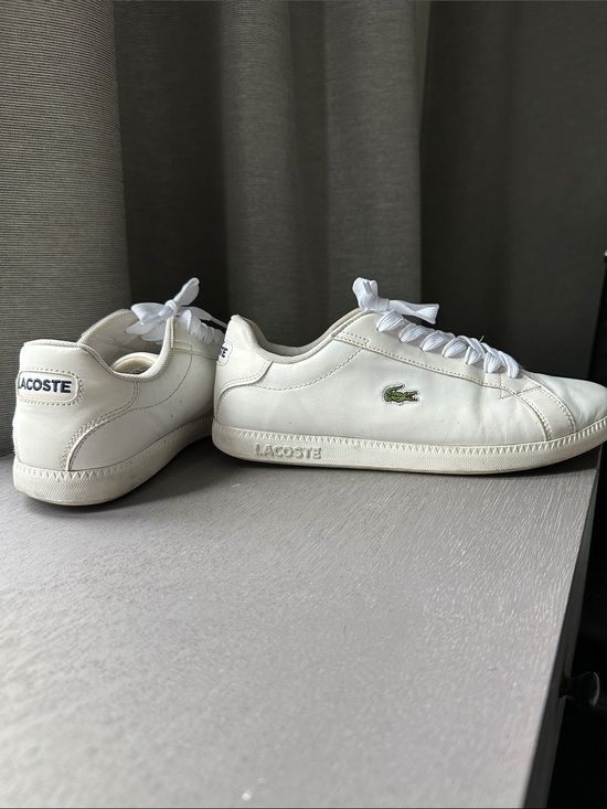 Lacoste Shoes - Lacoste White Leather Sneakers with Green Croc Accent Size 8.5